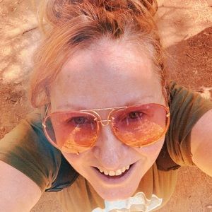 Meet your Posher, Julia